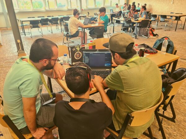 Cloud68.co team at Noisy hacklab